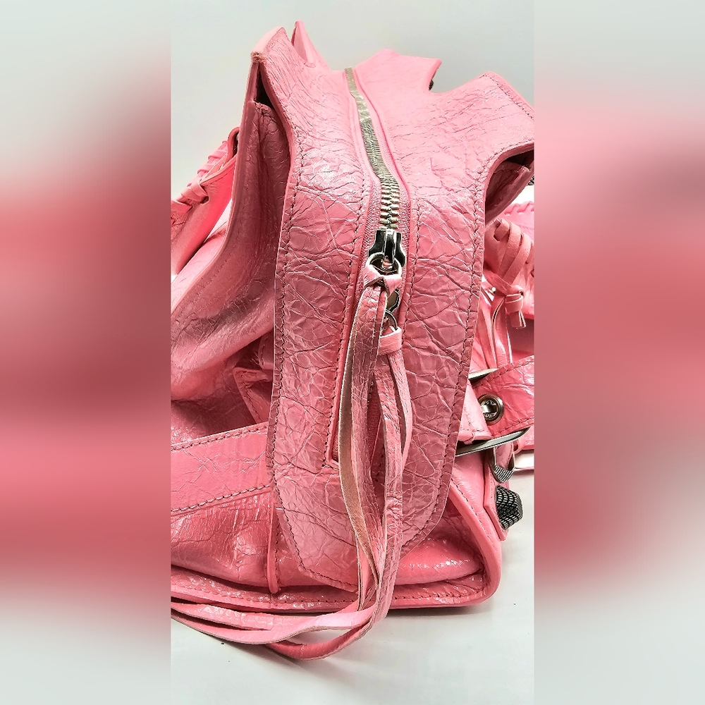 Balenciaga Neo Cagole Sweet Pink Crossbody Bag with Heart Mirror New W/ Tag - Picture 5 of 12